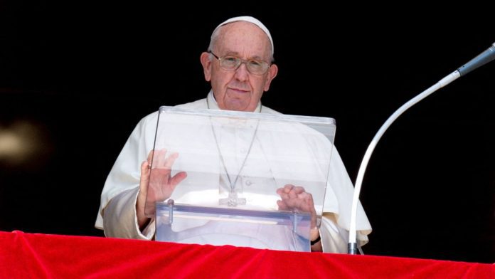 pope visits africa