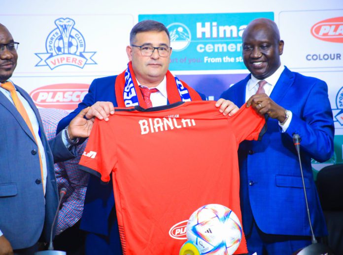 Vipers unveil new ead coach