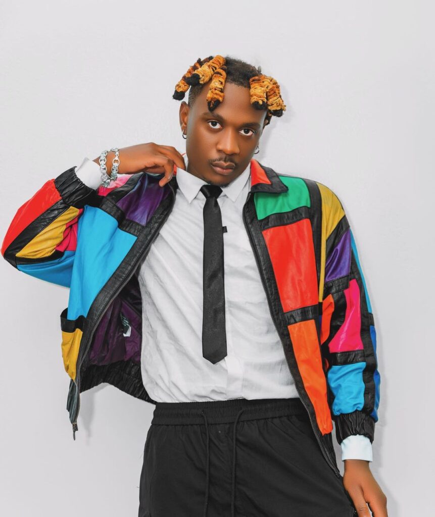 Fik Fameica -Artist