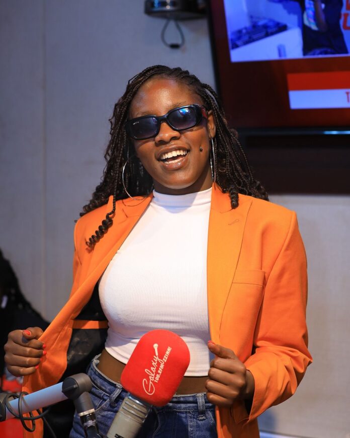 Evelyn MiC -Presenter at Galaxy FM and Spark TV